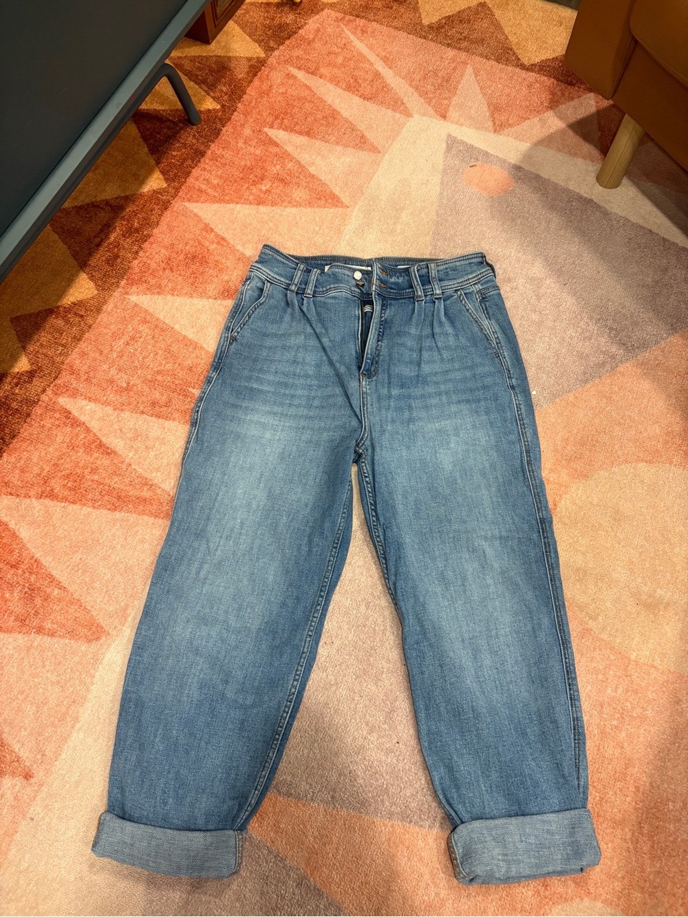 Pilcro pleated jeans